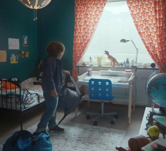 Non solo Esselunga: ecco lo spot di Ikea (del 2016) del bimbo con genitori separati e la cameretta identica in due case