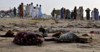 Copertina di Due kamikaze insanguinano la festa del profeta