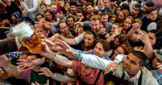 Copertina di Saluto nazista all’Oktoberfest di Monaco: due 24enni italiani fermati in Germania