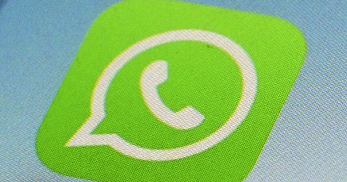 “Papà mi mandi un WhatsApp al nuovo numero?”: attenzione alla nuova truffa che svuota il conto corrente