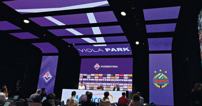 Firenze, giornalista cacciato dal Viola Park