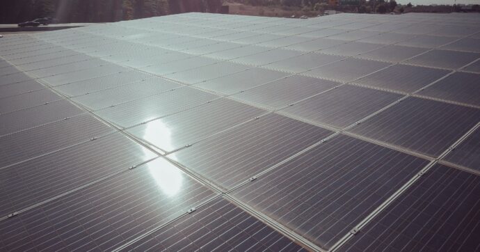 Maxi-truffa sul fotovoltaico in Basilicata: 61 indagati. C’è anche un uomo d’affari russo