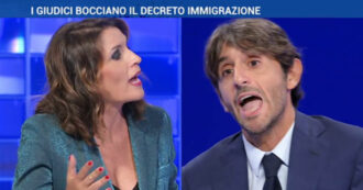 Copertina di Decreto migranti, Donzelli attacca il tribunale di Catania: “Si è voluto sostituire al Parlamento”. Marianna Aprile: “Frase inaccettabile”