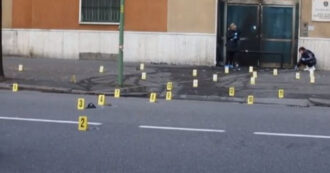 Copertina di Brescia, custodia cautelare per un anarchico: è indagato per la bomba alla scuola di polizia