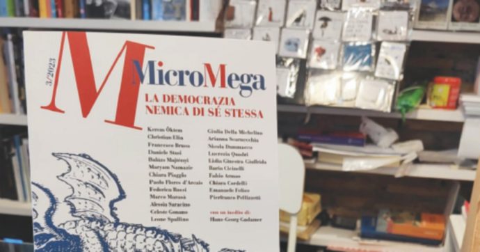 Copertina di MicroMega è salva, raggiunti 5000 impegni di abbonamento