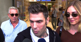 Copertina di Fedez dimesso dall’ospedale: “Devo ringraziare tutti i donatori di sangue, senza di loro non sarei qui” – Video