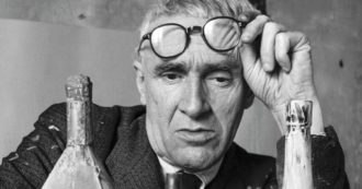 Copertina di Brocche danzanti e nature accecanti: Giorgio Morandi è maestro d’astrazione e poesia