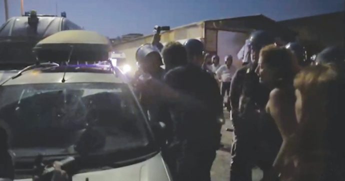 “Girai il video col telefono”. La parola del carabiniere