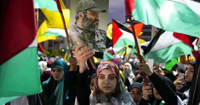 Hezbollah scende in campo sul fronte libanese: “Presi di mira tre siti di occupazione sionista. Solidarietà con Hamas”