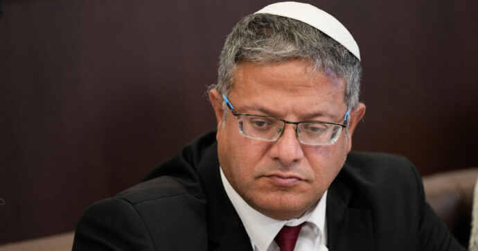 Ben-Gvir vuole armare tutti gli israeliani: il ministro attiva un “ordine di emergenza” per facilitare le licenze