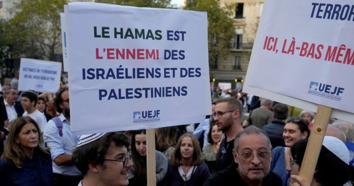 Cade il tabù: arabi contro Hamas