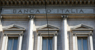 Copertina di Bankitalia, tassi dei mutui salgono al 4,67%. Il credito si assottiglia, i depositi si svuotano. Imprese pessimiste
