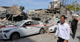 Copertina di Attacco con droni e un missile balistico nel centro di Tel Aviv: un morto. Gli Houthi rivendicano: “Operazione militare di qualità”