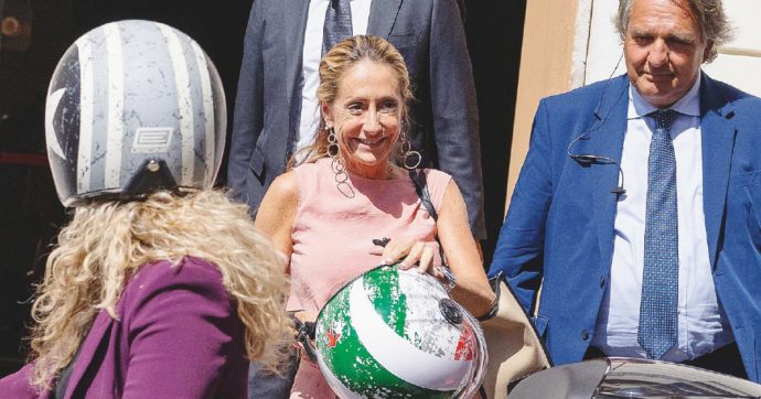 Congresso, Arianna Meloni teme la sfida a Roma: “Portatemi tessere”