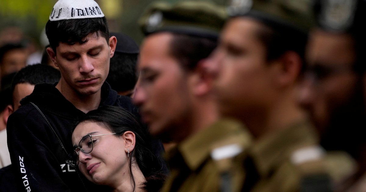 Strage 7 ottobre, il report: “Colonnello dell’Idf notò poca polizia al Festival Nova, ma non chiese rinforzi né annullò l’evento” Strage 7 ottobre, il report: “Colonnello dell’Idf notò poca polizia al Festival Nova, ma non chiese rinforzi né annullò l’evento”