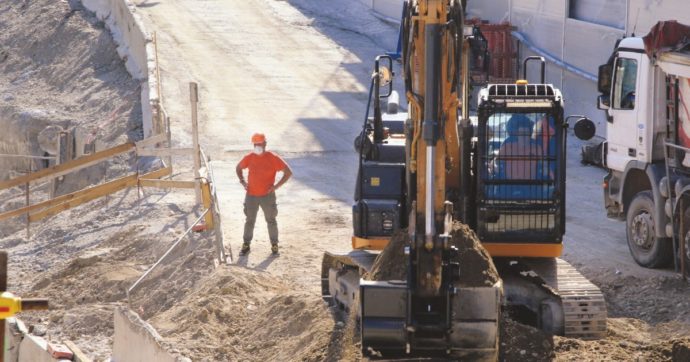 Cantieri, la Cgil contro Figliuolo: sindacati e regione estromessi dai controlli di legalità