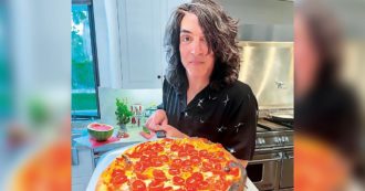 Copertina di Chi è rock si scopre a tavola. Ricordi, manie, ossessioni