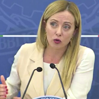 Copertina di Natalità, ecco quello che Meloni dovrebbe fare (e non fa)