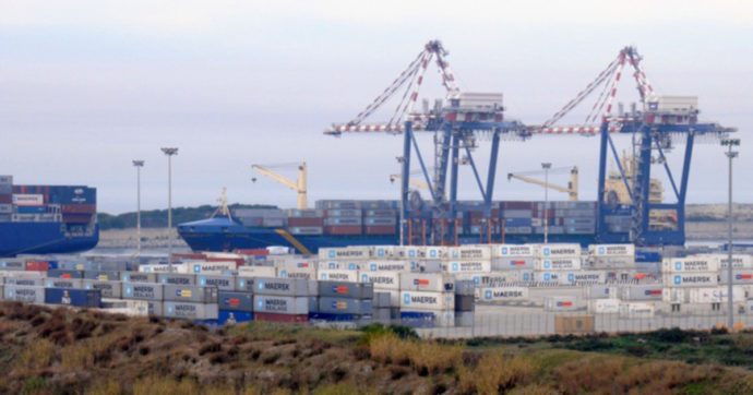 Porto di Gioia Tauro, “a rischio 4 mila posti di lavoro”