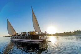 Copertina di Crociera sul Nilo, un viaggio lungo secoli di storia