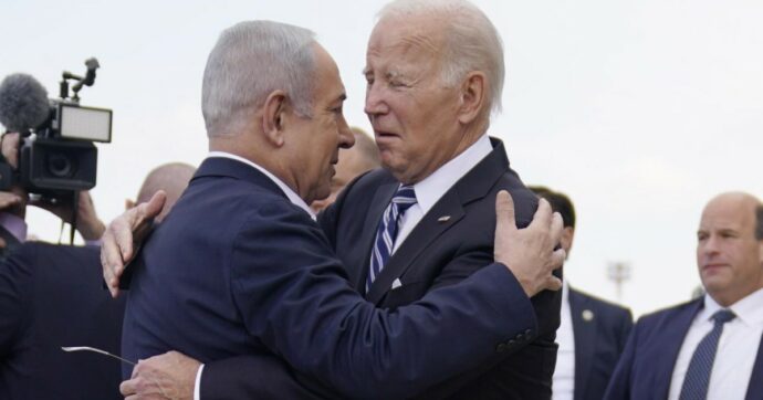 Gaza, Biden a Netanyahu: “Fa più male che bene a Israele. A Rafah linea rossa superata”. La replica: “Si sbaglia, mie azioni condivise”