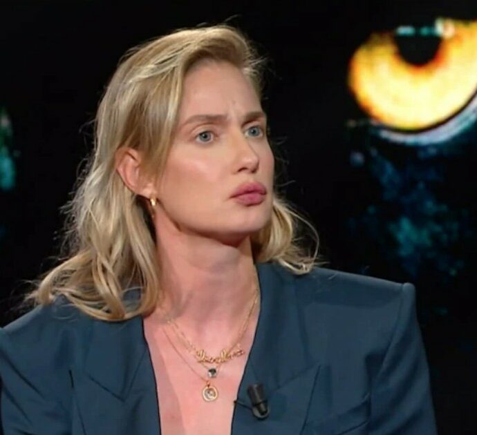 Eva Riccobono a “Belve”: “Mi sono vestita da trans e mi sono imbucata ad una festa LGBTQ+: un trauma, stavo per far vedere la ‘patata’”