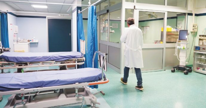 Copertina di Scuole di specializzazione, 6mila posti vuoti. Nessuno vuole più lavorare negli ospedali