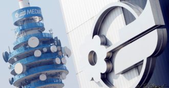 Copertina di Meloni-Giambruno, rabbia FdI contro Mediaset. Donzelli: “Non avremo riguardi”