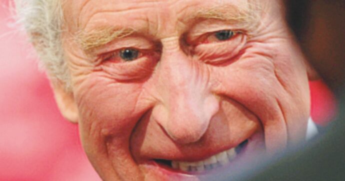 Re Carlo, il pirata dei Caraibi, Lucia  e l’amica Camilla