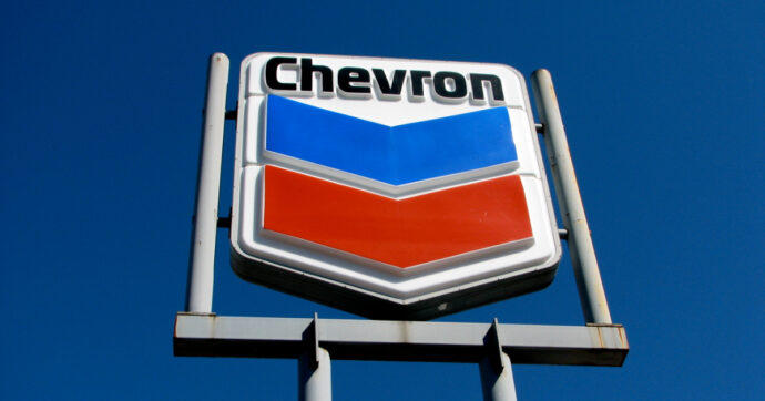 Altra maxi acquisizione nell’Oil&Gas. Chevron compra Hess per 53 miliardi e rilancia sul futuro delle fonti fossili