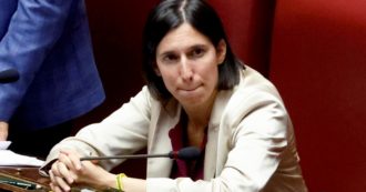 Copertina di Schlein e Conte divisi sulla pace