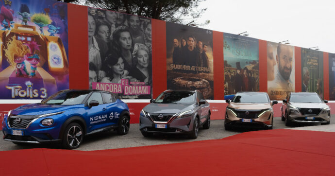 Nissan, alla Festa del Cinema di Roma festeggia i suoi primi novant’anni con una scossa elettrica