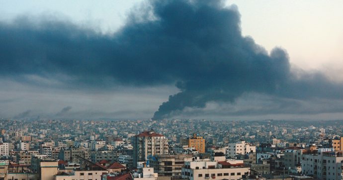 Israele, parenti dei rapiti in piazza: “Bibi non vuole riceverci”