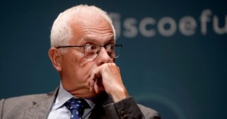 Copertina di Vincenzo Visco: “Il governo è in confusione perché ha bisogno di soldi”