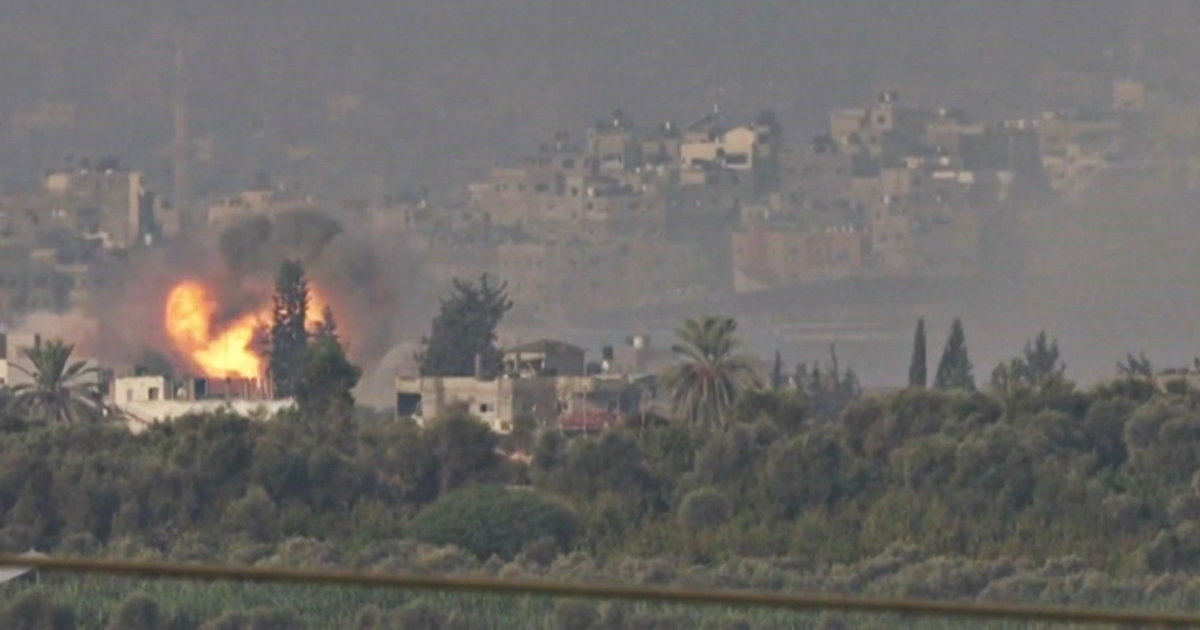 Intensi bombardamenti israeliani nel nord della Striscia di Gaza: le immagini girate da Sderot