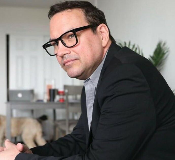 Morto a 50 anni Tyler Christopher, l’attore star della serie tv “General Hospital” ed ex marito di Eva Longoria. Stroncato da un arresto cardiaco