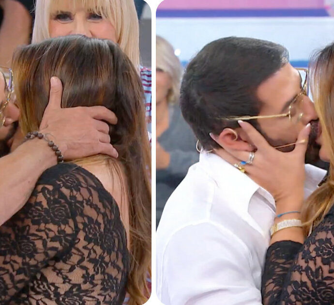 Uomini e Donne, Gianni Sperti bacia appassionatamente Roberta Di Padua e Tina Cipollari grida: “Un grande scandalo”. Maria De Filippi Reagisce così