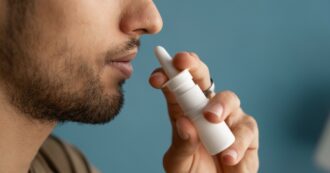 Copertina di Raffreddore, attenzione a quale spray per il “naso chiuso” si sceglie perché potrebbe essere inutile