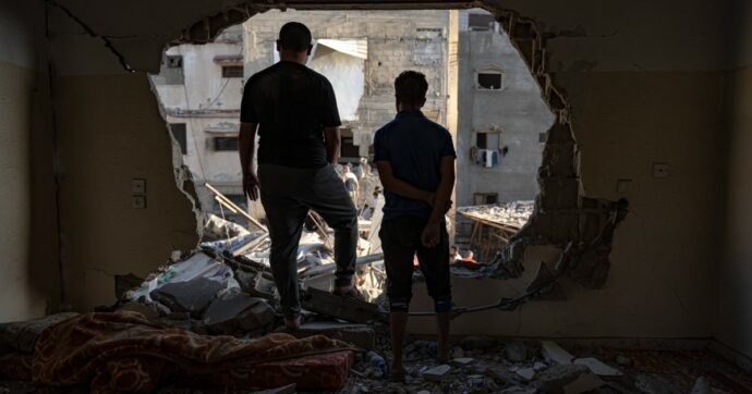 Diretta – Tank d’Israele nel sud di Gaza City. Hamas: “Non rilasciamo stranieri se bombardate le ambulanze”. Erdogan: “Netanyahu non è più un interlocutore”