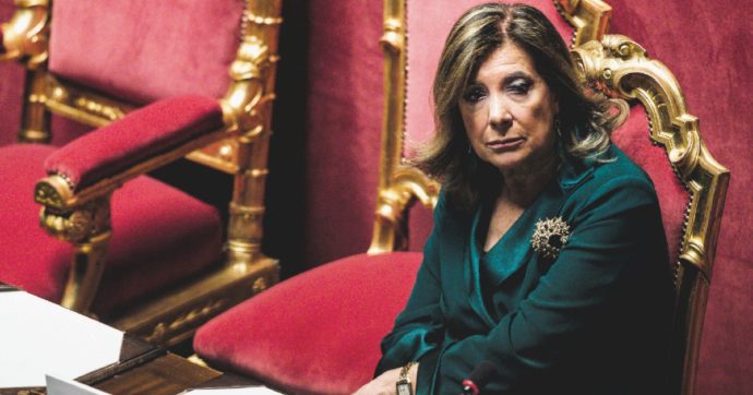 Casellati non ha fatto nulla, ma millanta l’ok del  Colle