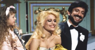 Copertina di Heather Parisi: “Io svenuta a ‘Fantastico’, le liti Sandra-Raimondo e il mio errore ad ‘Amici’”