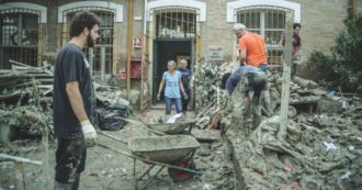 Copertina di Alluvione in Emilia-Romagna: risarcimenti per pochi e in 25 anni