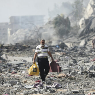 Copertina di Israele, dopo un mese di guerra si combatte a Gaza City: il Fatto di domani 8 novembre