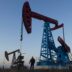 Copertina di T&E: “Con la guerra già 18 miliardi di extraprofitti per le compagnie petrolifere. Vanno tassati per sostenere i vulnerabili e ridurre la dipendenza energetica”