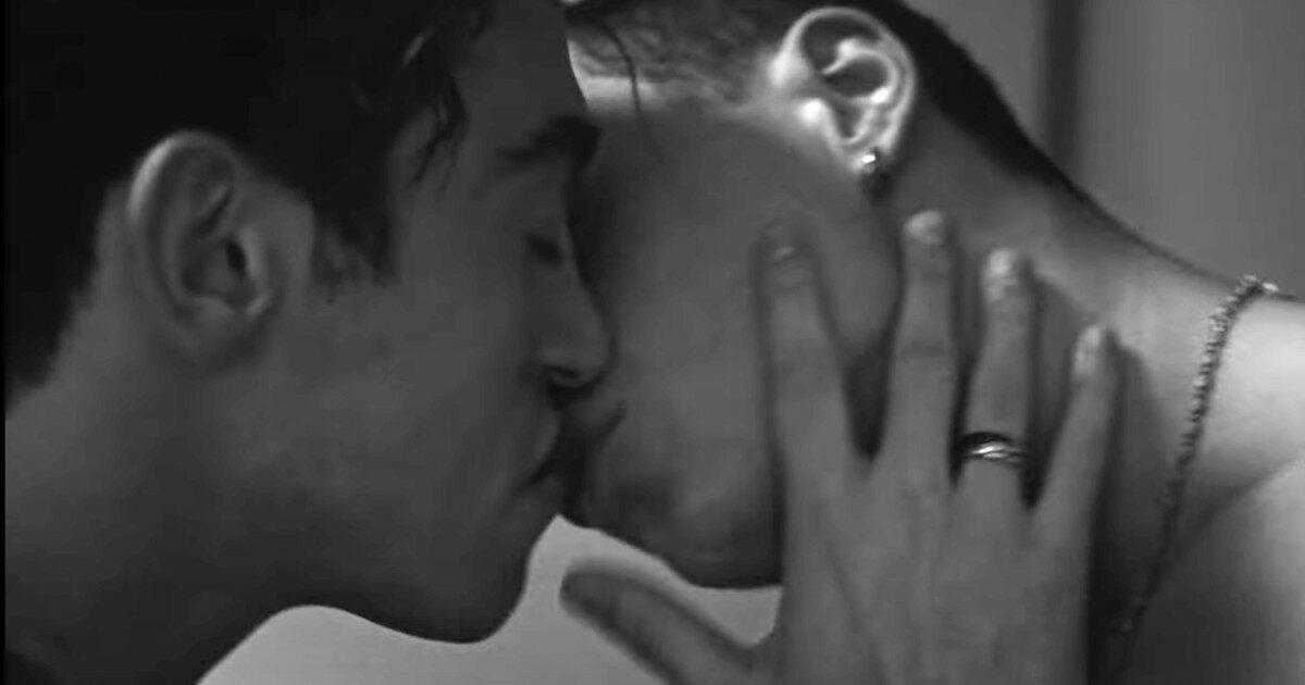 Michele Bravi e quei ‘limoni duri’ nel video “Odio” che fanno bene alla comunità LGBTQ+ e contro l’omofobia