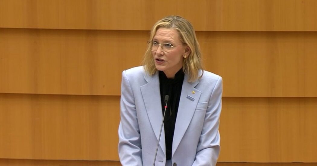 Cate Blanchett al Parlamento Ue: ‘Unhcr chiede cessate il fuoco su Gaza e Israele’. E sui migranti avverte: ‘Esternalizzazione inefficace e disumana’