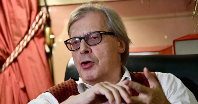 “Ciancimino come Raggi”: pm chiede 4 mesi per Sgarbi