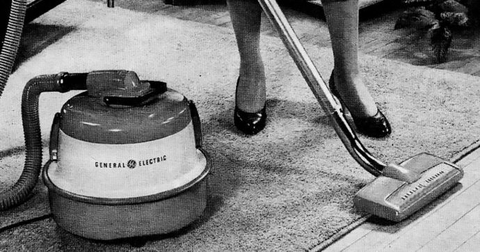 La carica dei 101: gli oggetti fanno la Storia delle donne