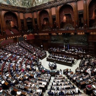 Copertina di “Senza libero consenso è stupro”: accordo Pd-FdI in commissione sul disegno di legge
