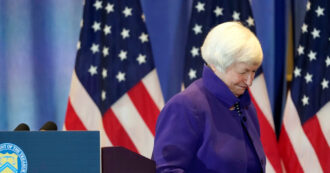 Copertina di Bisticci tra Casa Bianca e Moody’s. L’agenzia di rating pessimista sulle prospettive Usa. Il governo: “La nostra economia è forte”